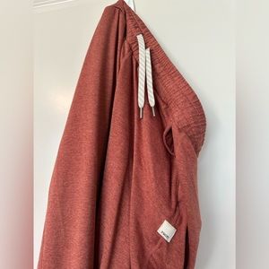 Vuori Performance Joggers!